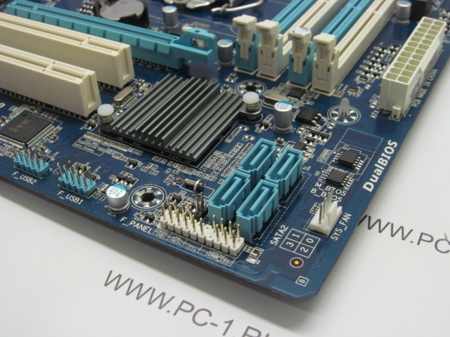 Материнская плата MB GigaByte GA-H61M-D2H /Socket 1155 /2xPCI /PCI-E x1 /PCI-E x16 /4xDDR3 /4xSATA /HDMI /VGA /DVI /LAN /Sound /4xUSB /mATX