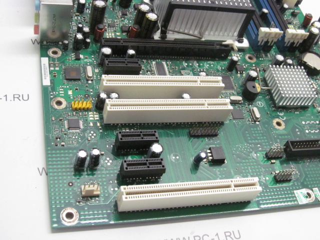 Материнская плата MB Intel DG965RY /Socket 775 /3xPCI /PCI-E x16 /3xPCI-E x1 /4xDDR2 DIMM /4xSATA /Sound /SVGA /6xUSB /LAN /LPT /1394 /ATX