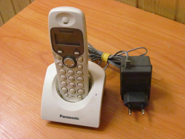 Стакан-зарядка + трубка Panasonic PQLV30018ZAW /Для радиотелефонов Panasonic