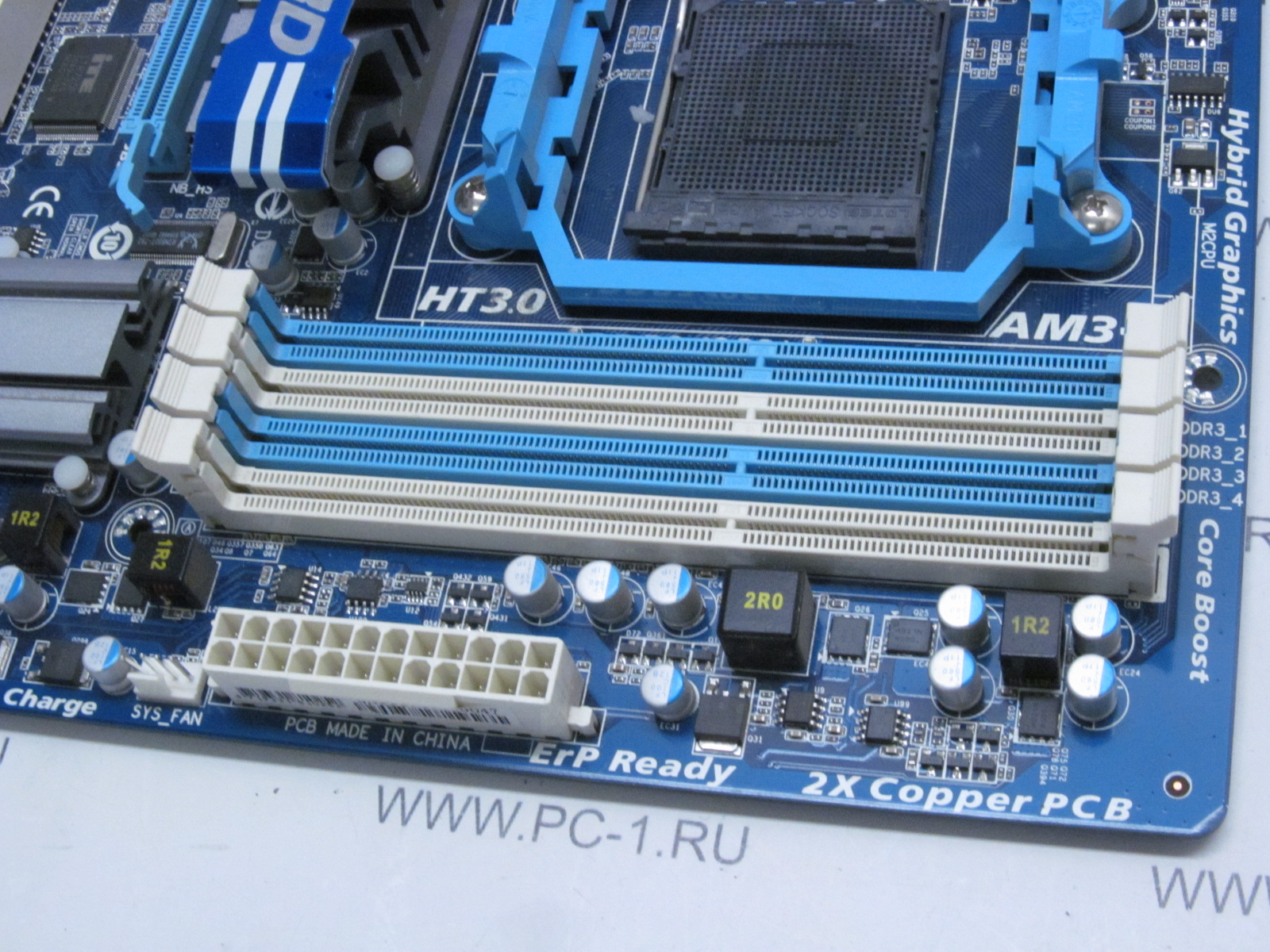 Материнская плата MB Gigabyte GA-880GMA-USB3 /Socket AM3+ /PCI-E x16 /2xPCI-E x1 /PCI /6xSATA 3.0 (6 Gb/s) /4xDDR3 /Sound /LAN /6xUSB (2x USB 3.0) /VGA /DVI /HDMI /mATX /Заглушка