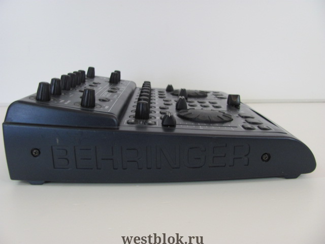 DJ контроллер Behringer B-control BCD2000 USB - Pic n 52622