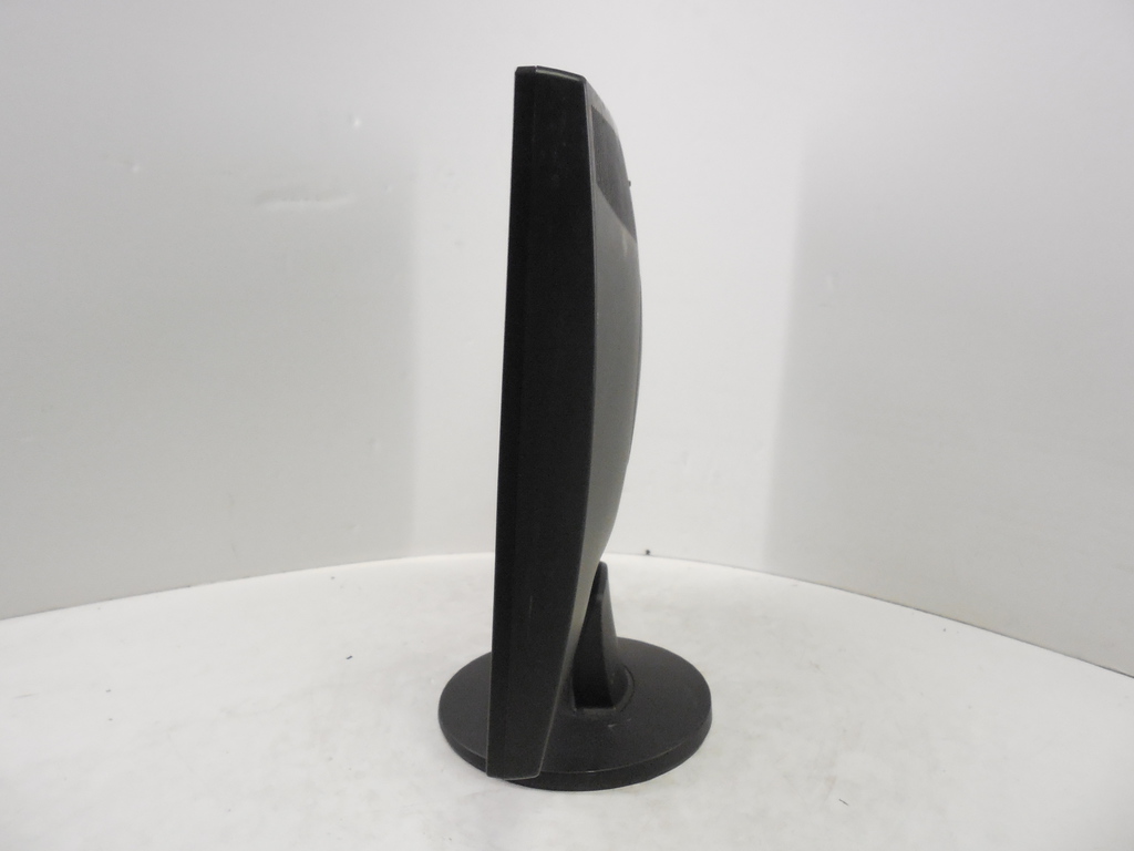 ЖК-монитор 19" Samsung 943n пятна - Pic n 254870