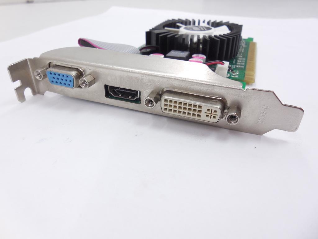 Видеокарта PCI-E inno3D GeForce GT220 1Gb - Pic n 265615
