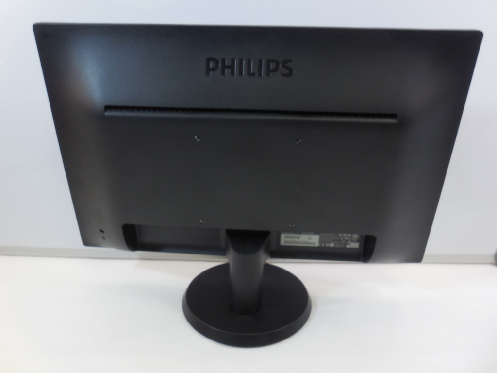 Монитор TFT LED 18.5" Philips 193V5L - Pic n 268967