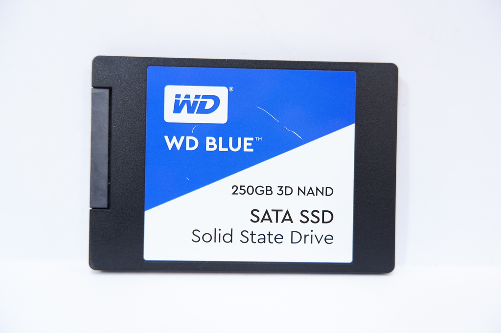 Твердотельный накопитель SSD 250GB WD Blue - Pic n 285621