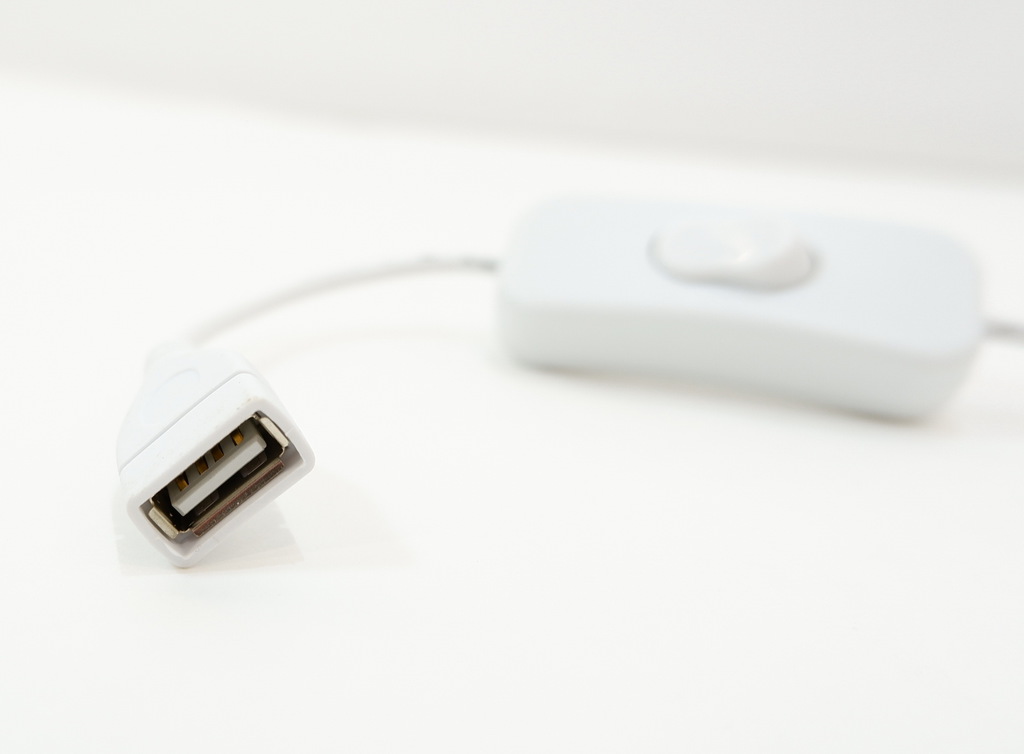 USB кабель с выключателем 25cm цвет Белый - Pic n 286219