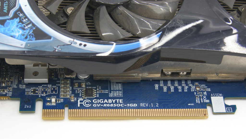 Видеокарта GIGABYTE Radeon HD 6850 1GB - Pic n 294194