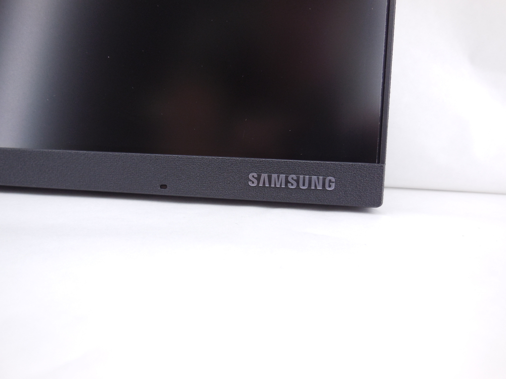 4К монитор 31.5" Samsung S32R750UEI - Pic n 295311