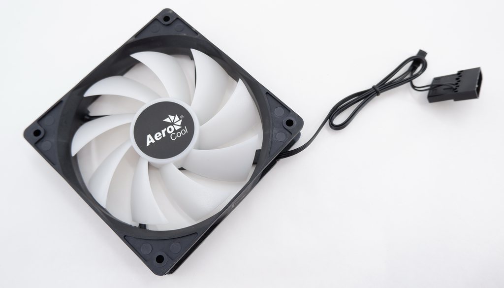 Вентилятор для корпуса 120x120 мм Aerocool FROST