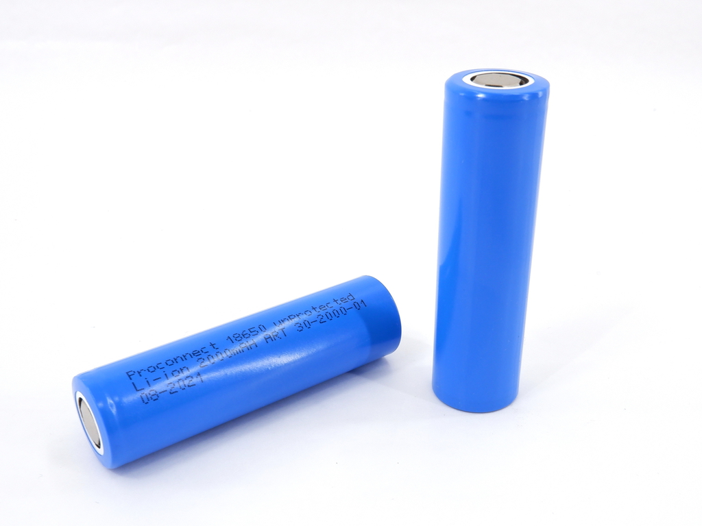 Аккумулятор Li-Ion 18650 2000 mAH 3.7 В  - Pic n 301161