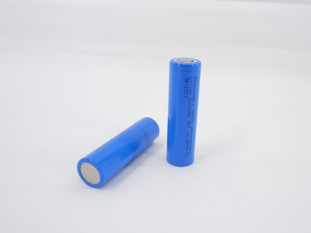 Аккумулятор Li-Ion 18650 2000 mAH 3.7 В  - Pic n 301161