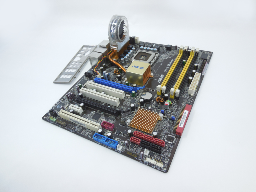 Материнская плата Socket 775 ASUS P5B DELUXE - Pic n 304901