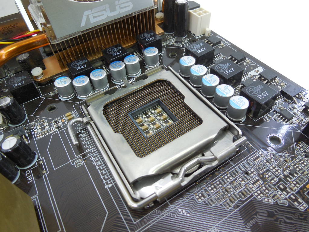 Материнская плата Socket 775 ASUS P5B DELUXE - Pic n 304901