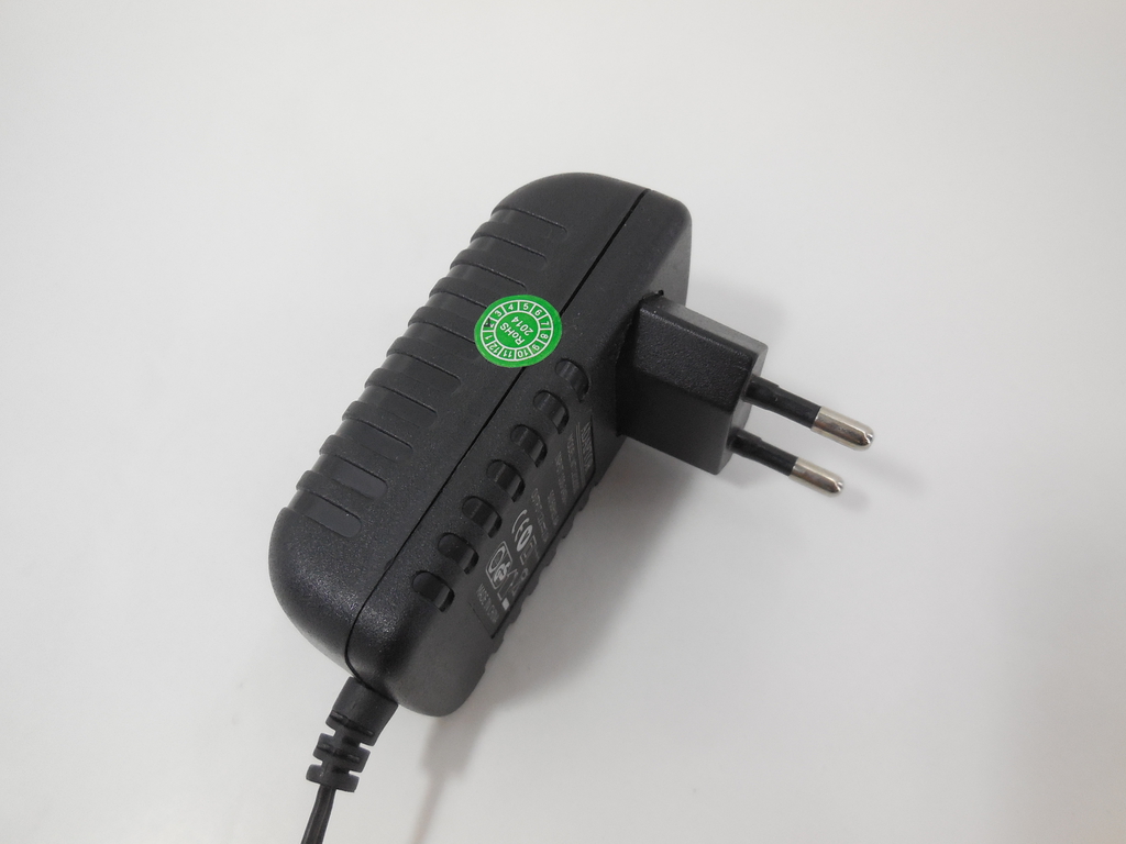 Блок питания AC / DC Adaptor WT1202000 12v 2a - Pic n 307707