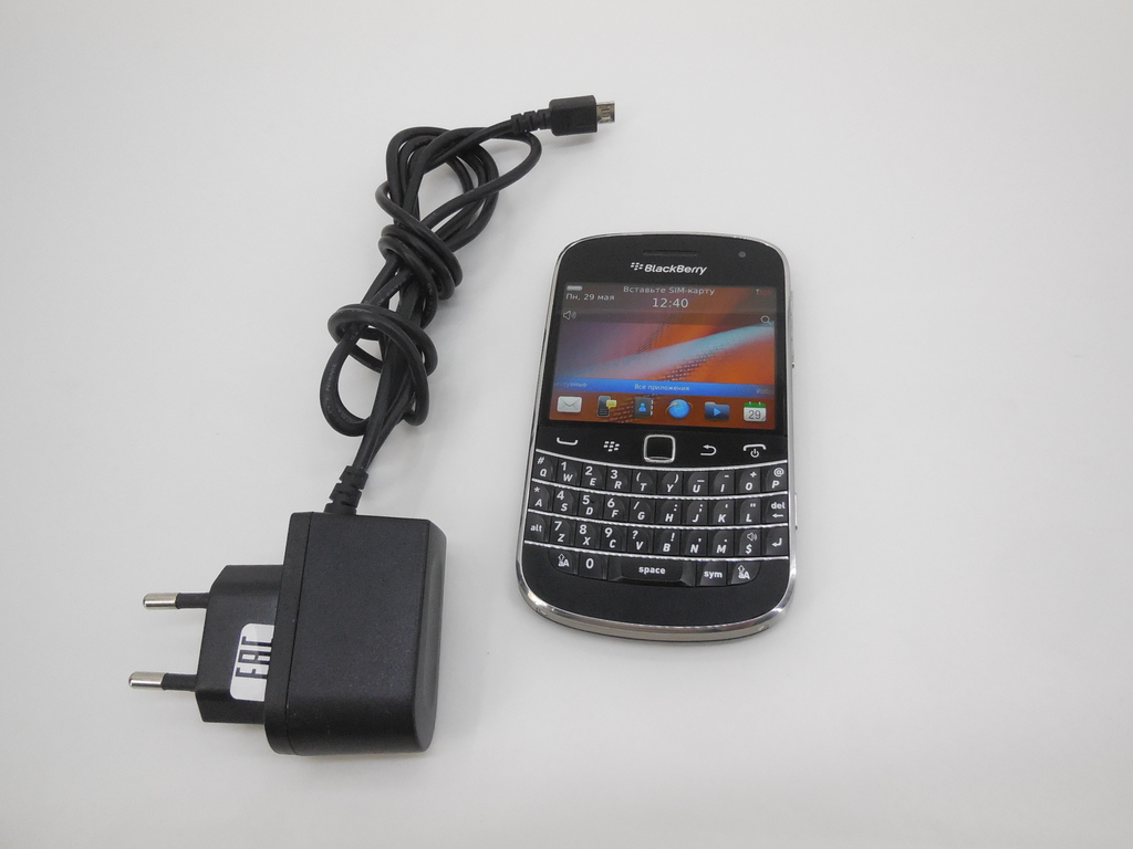 Смартфон BlackBerry Bold 9900 - Pic n 308432