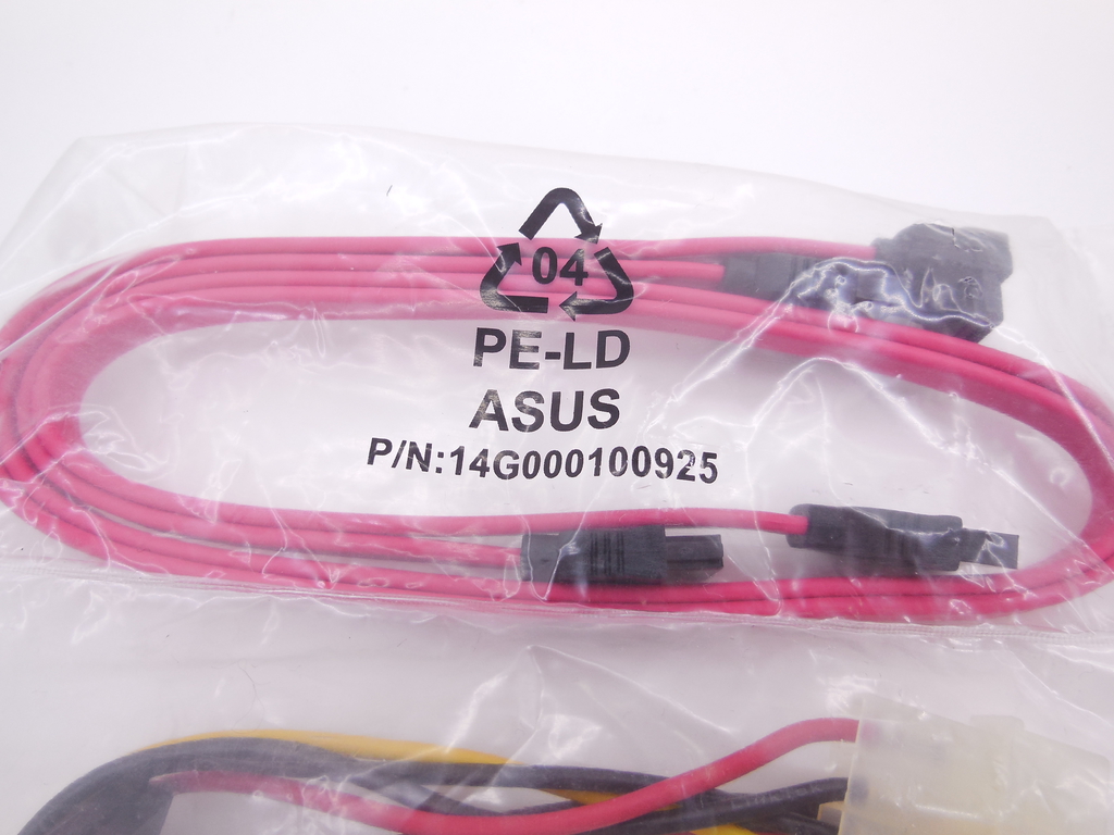 Комплект кабелей для подключения жестких дисков типа SATA ASUS PE-LD - Pic n 309194