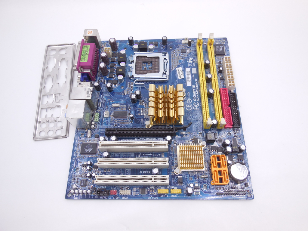 Мат. плата LGA 775 GIGABYTE GA-945GZM-S2 - Pic n 309408