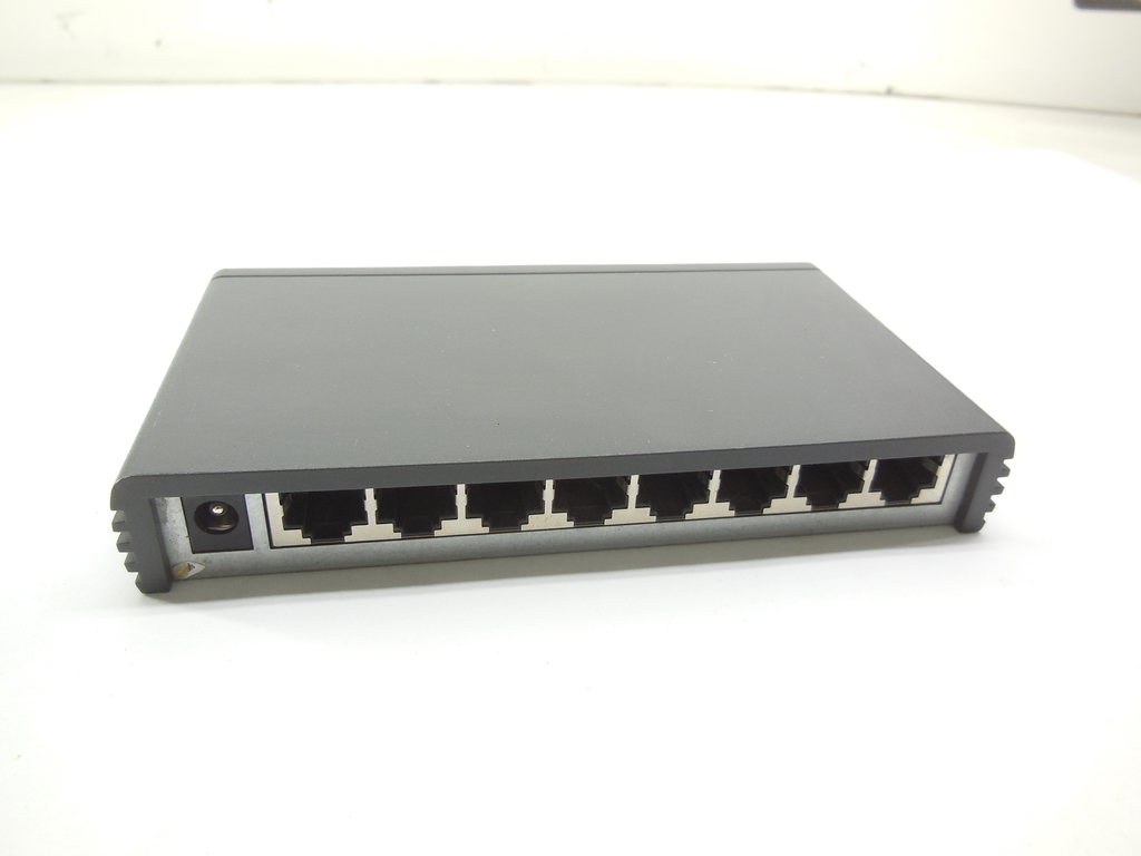 Коммутатор 3COM OfficeConnect Fast Ethernet Switch 8 (3C16791C) - Pic n 309875