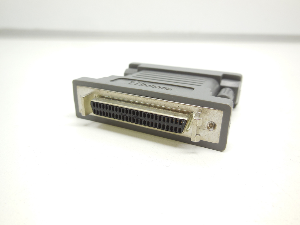 Переходник SCSI адаптер iomega 50hd-25d <br />SCSI HD50f (SCSI-2) на SCSI DB25m (Mac-SCSI) - Pic n 310439