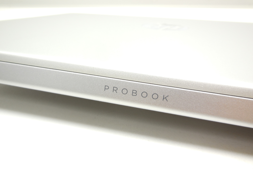 Матрица 13.3" в сборе с крышкой ноутбука HP ProBook 430 G7 Незначительные потертости на экране - Pic n 310481