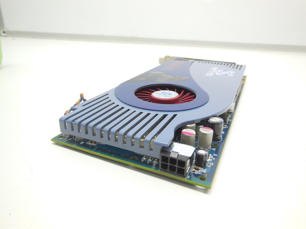 Видеокарта PCI-E Sapphire Radeon HD 4850 1Gb, 256bit, DDR3, 2xDVI-I, TV-Out, Питание 6pin Немного шумит кулер - Pic n 310657