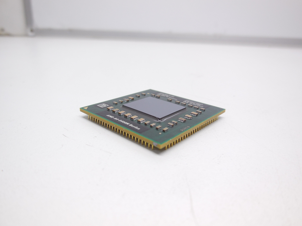 Процессор 4 ядра Socket FS1 AMD A6-3430MX 2.4 GHz, видеоядро Radeon HD 6520G - Pic n 310693