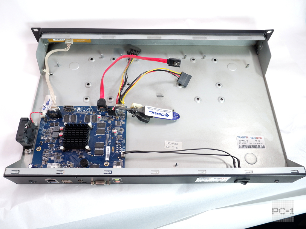 Плата DS-1090 rev1.3 Barebone bb-1900 /e/2h Видеорегистратора TRASSIR с шлейфами и USB ключом pcb 101208731 - Pic n 310957