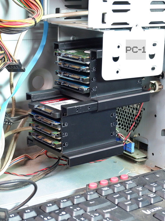 1шт Подвесная съёмная корзина в салазки ATX корпуса ПК или Сервера. Модульный Кронштейн для 4шт 2.5" SATA жестких дисков SSD HDD в отсек 3.5&quot - Pic n 310985