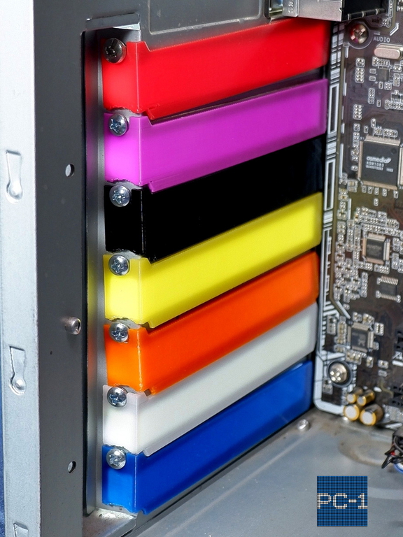 7шт. Цветная Заглушка задняя для PCI слотов ПК пластиковая. Планка в компьютерный в корпус ATX 120x20x13мм, винты в комплекте. - Pic n 310997