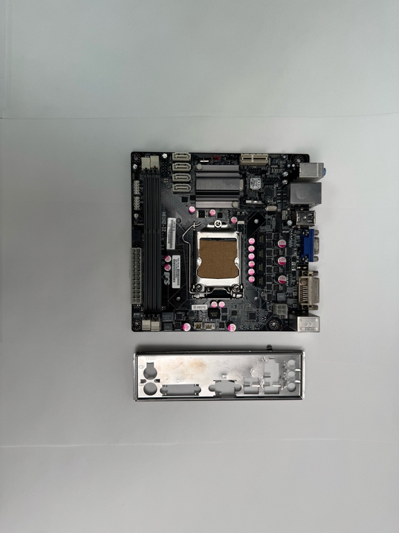 Материнская плата mini-ITX Socket 1155 ECS H61H2-I2 (V 1.0) поддержка только Sandy Bridge (рамка задних портов в комплекте) - Pic n 311159