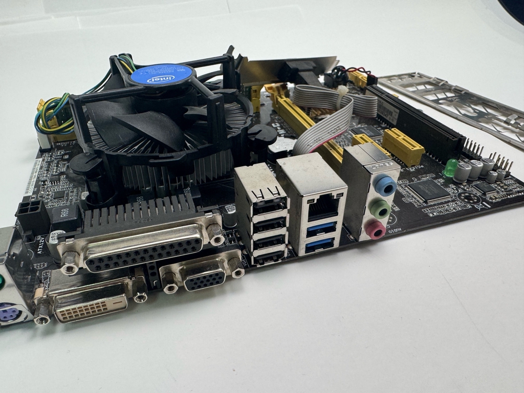 Комплект «Компактная рабочая станция Haswell» Asus HB1M-C + Intel Core i3-4360 + 8 ГБ Kingston DDR3 - Pic n 311160