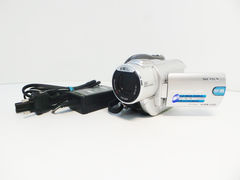Видеокамера Sony DVD405E Focus 5.1-51 мм
