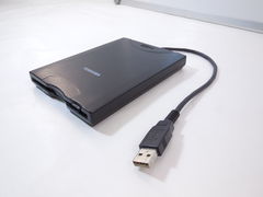 Внешний USB FDD 3.5" Toshiba 1.44MB - Pic n 273216