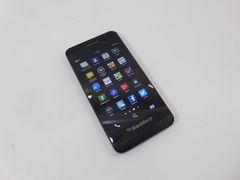 Смартфон BlackBerry Z10 STL100-2