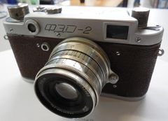 Фотоаппарат пленочный зеркальный ФЭД-2