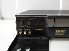 Видеомагнитофон VHS Panasonic NV-HD620 - Pic n 279404