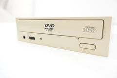 Оптический привод IDE DVD-ROM Sony DDU1622