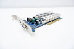 Видеокарта AGP BFG 3D Fuzion 3DFR4000 128MB raphic Card DDR 64-bit AGP 4X/8X 