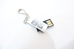 Флэш-накопитель USB 4Gb Metal Key - Pic n 289360
