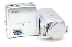 Фотокамера Nikon Coolpix S10