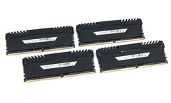 Оперативная память DDR4 32GB KIT 4x8GB Corsair