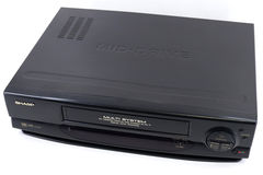 Видеомагнитофон VHS Sharp VC-MA30
