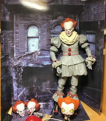 Подвижная фигурка клоуна Пеннивайза из Оно 18см - Pic n 302639