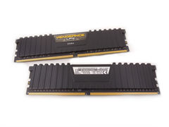 Память DDR4 16Gb KIT 8+8Gb Corsair CMK16GX4M2A2400