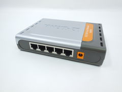 Коммутатор D-Link DES-1005D (Rev. K5) 5 портов Ethernet 10/100 Мбит/сек 