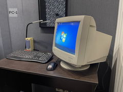 Винтажный ЭЛТ монитор 4:3 14" CRT Samsung SyncMaster 400B Раритет! Сделан в ту эпоху, когда вещи делали на века.