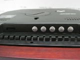 Цифровая фоторамка ONEXT PF-8 (красное дерево) /экран 8" (800x600) /формат 4:3 /яркость 200 кд/м2 /контраст 500:1 /встроенная память: 256Mb /USB, CardReader /проигрывание видео /2 стереоколонки /