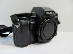 Зеркальный пленочный фотоаппарат Minolta X-300s