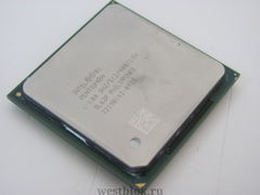 Процессоры Intel Pentium 4 в ассортименте 