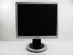 ЖК-монитор 17" Samsung 713N